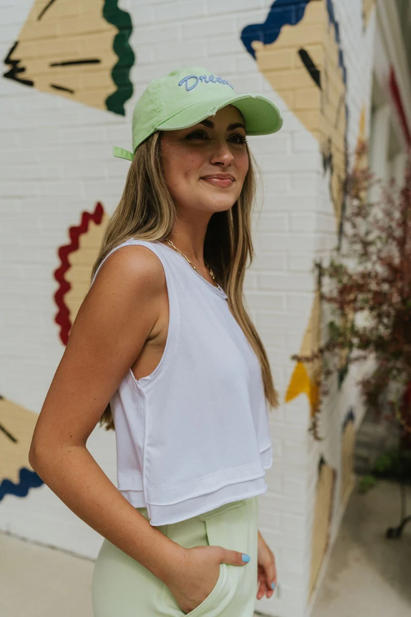 City Life Cropped Tank In White - Image 5