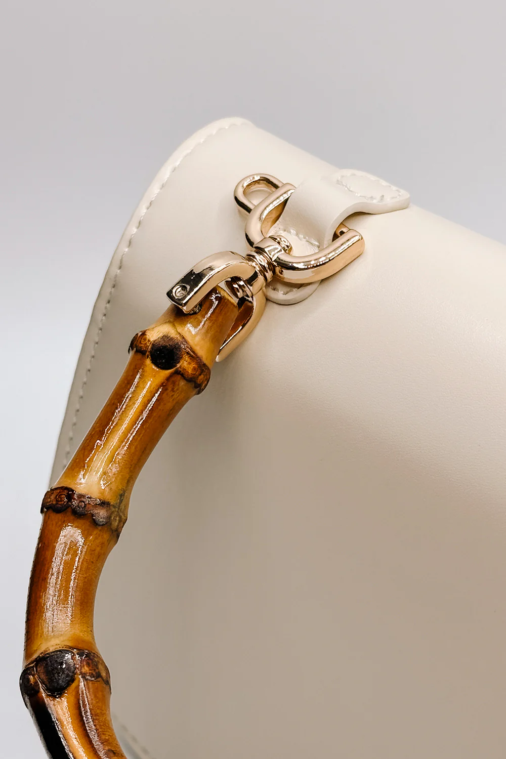 Allison Ivory Wooden Bamboo Strap Purse - Image 8