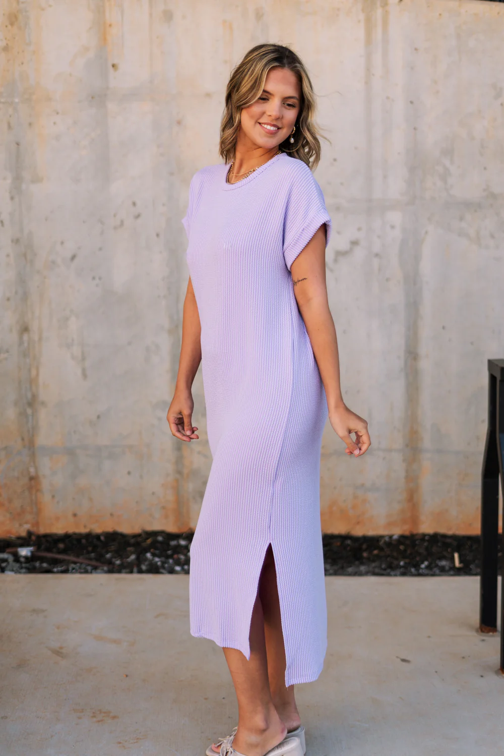 Luna Lavender Ribbed Midi Dress - Image 4