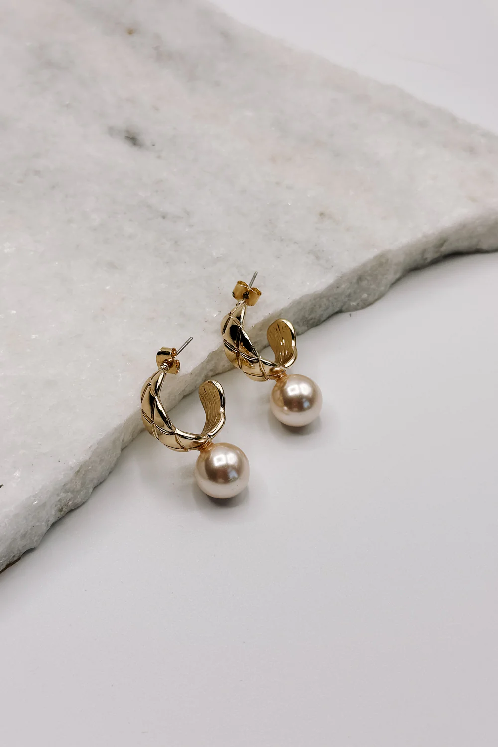 Skylar Pearl & Gold Hoop Dangle Earring - Image 4