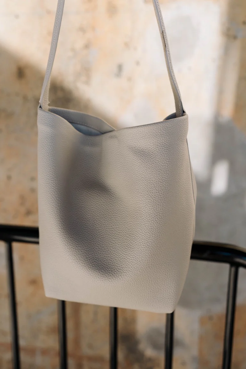 Belinda Grey Faux-Leather Purse - Image 3