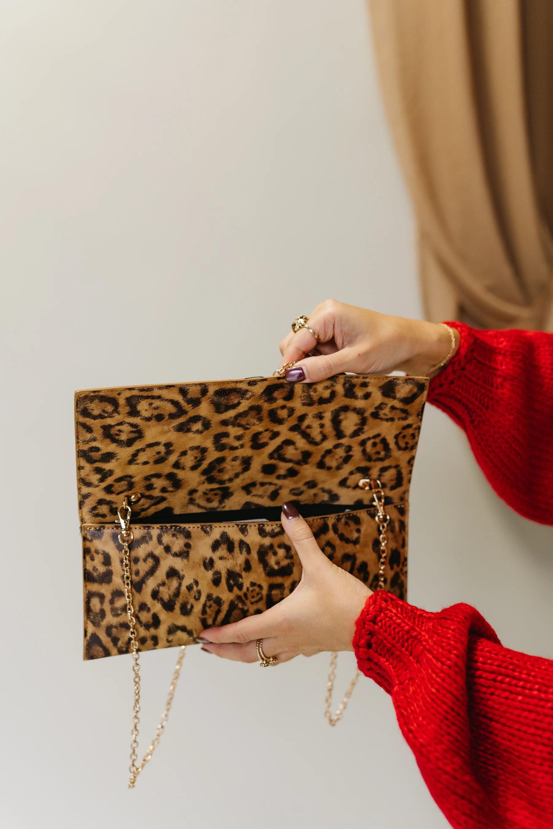 Adelle Leopard Adjustable Chain Purse - Image 2