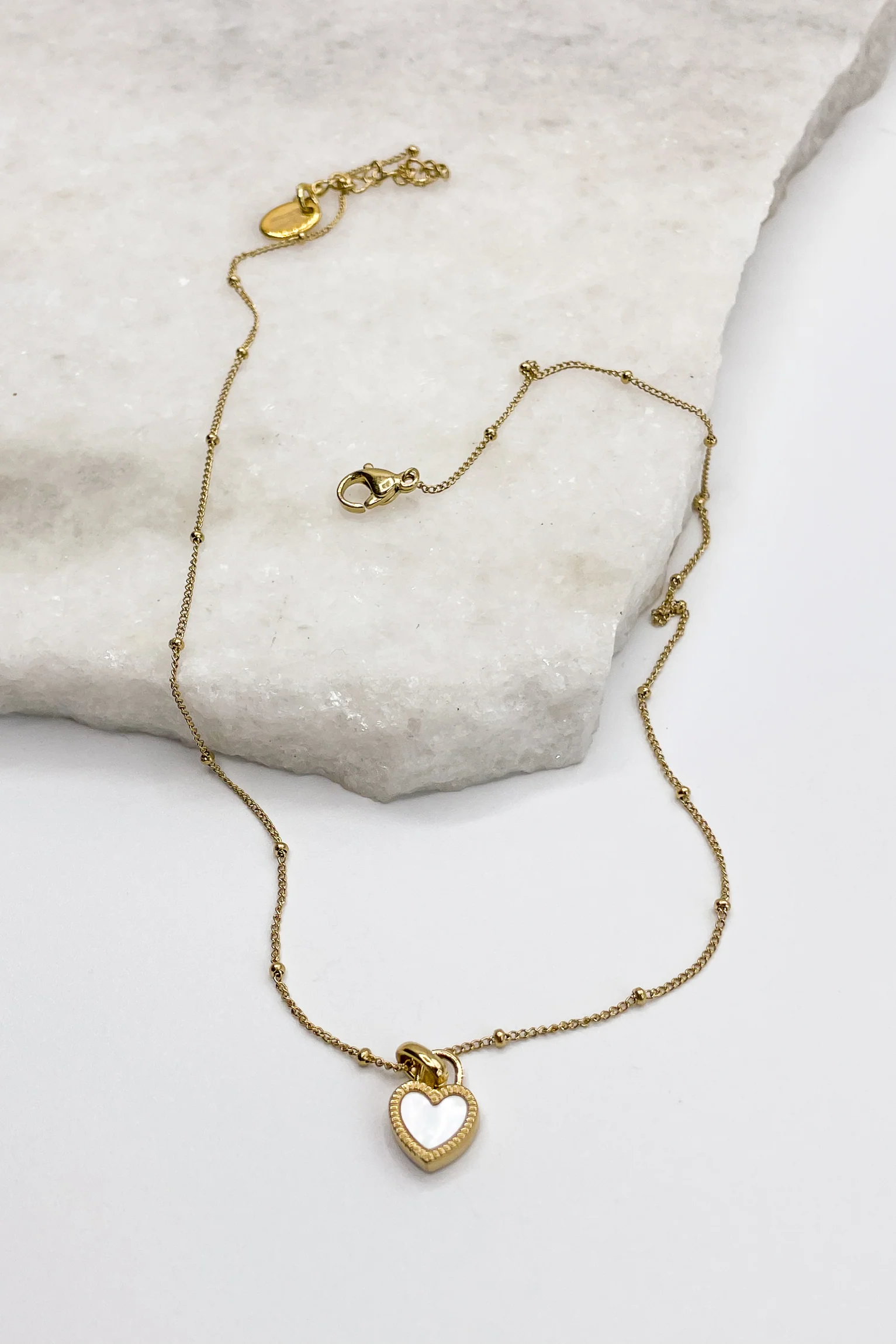Alanna Gold Heart Necklace - Image 2