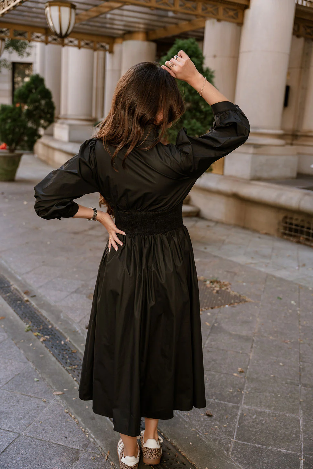 Aleena Black & Gold Zip-Up Midi Dress - Image 7