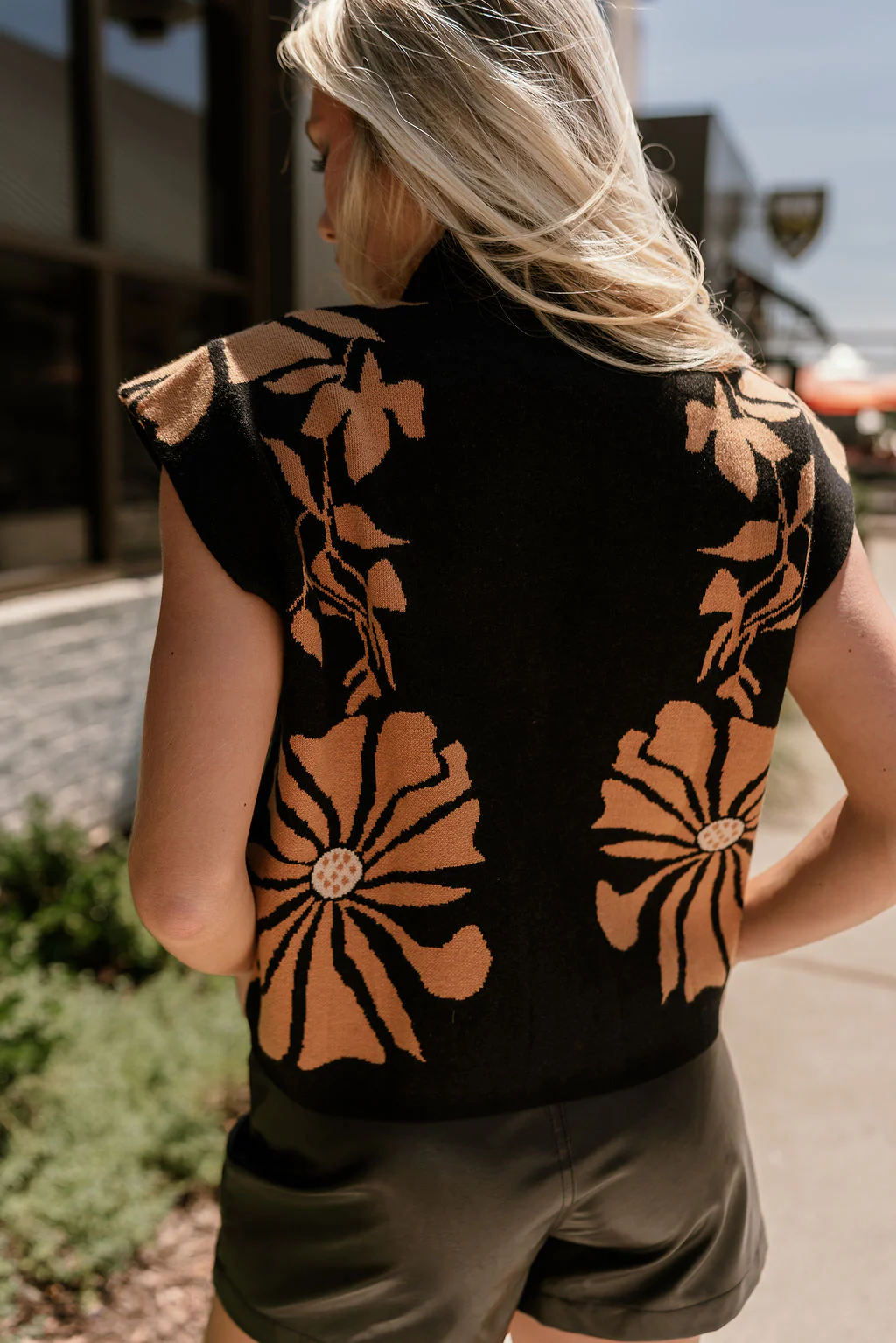 Alexis Black & Camel Floral Knit Sleeveless Top - Image 8