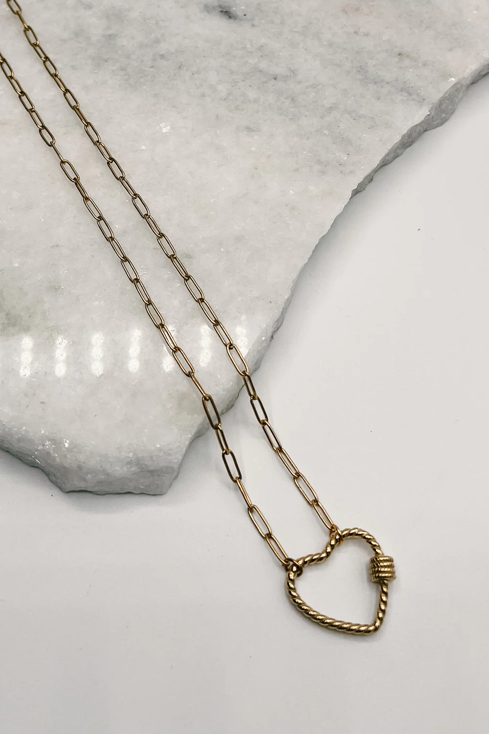 Alice Gold Heart Chain Necklace