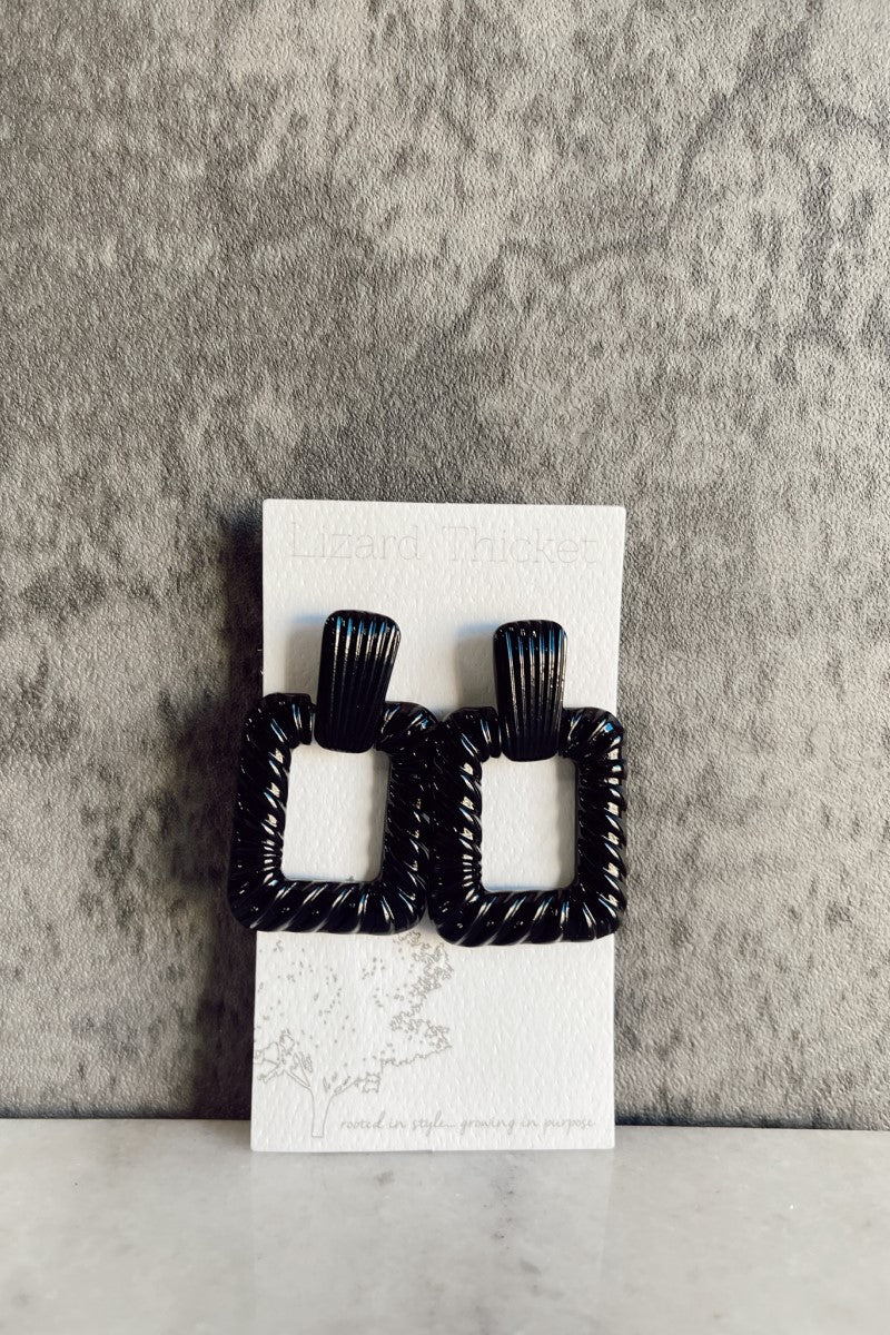 Alina Black Earrings - Image 2