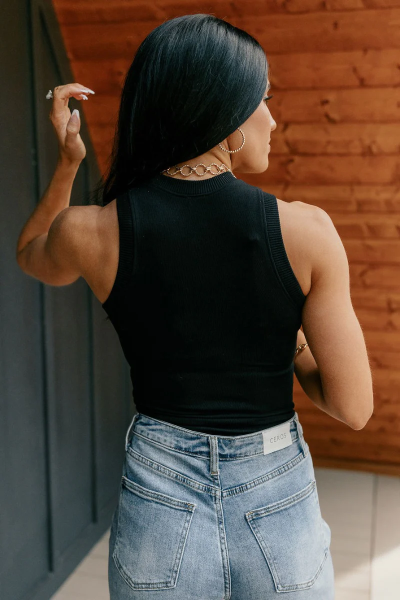 Alina Black Knit Sleeveless Tank - Image 8