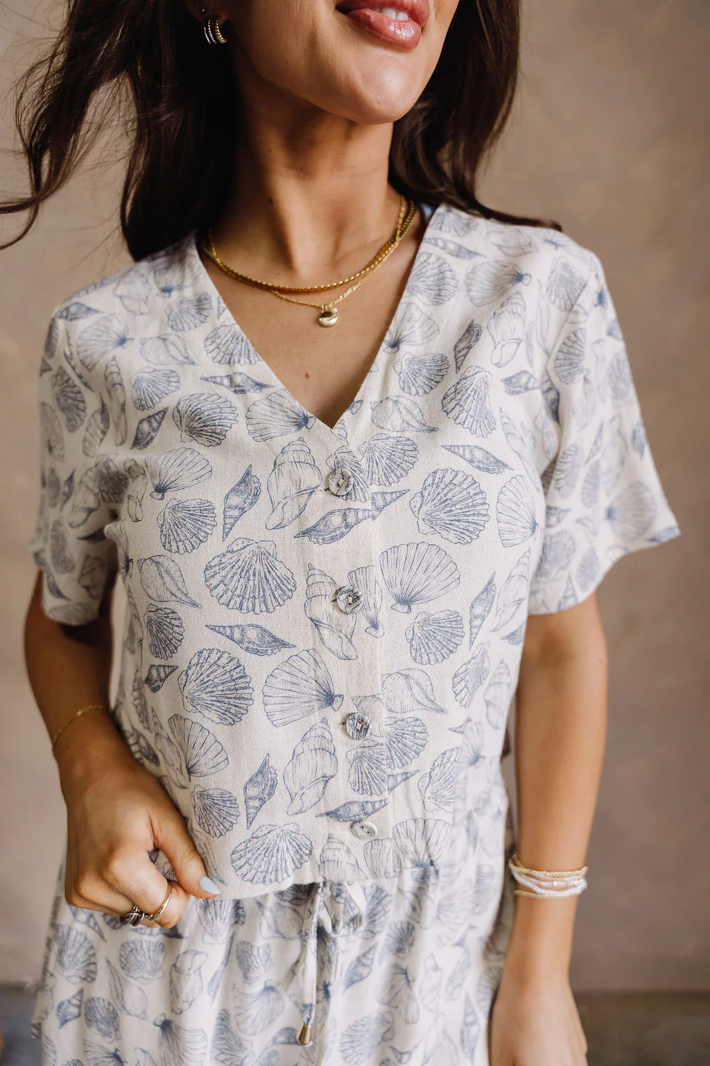 Allison Blue & Ivory Linen Seashell Top - Image 7