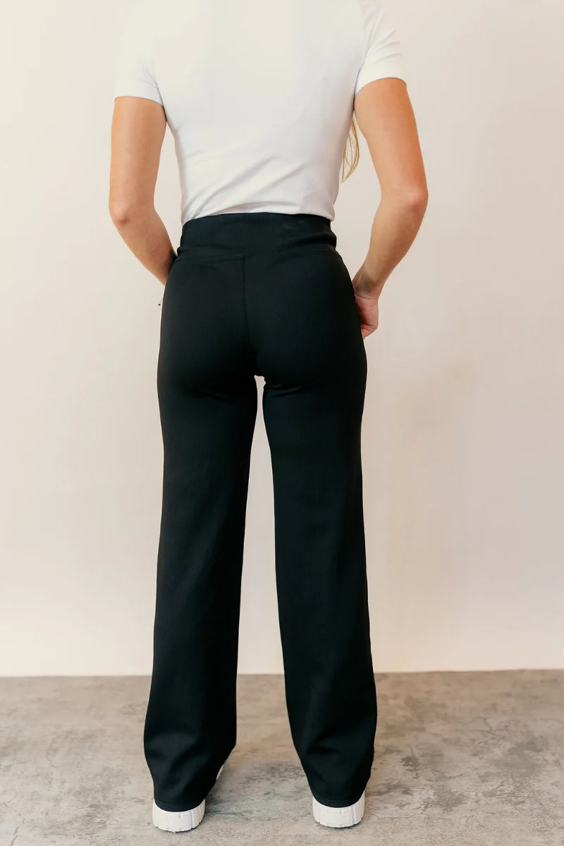 Aluna Black Flared Leggings - Image 4