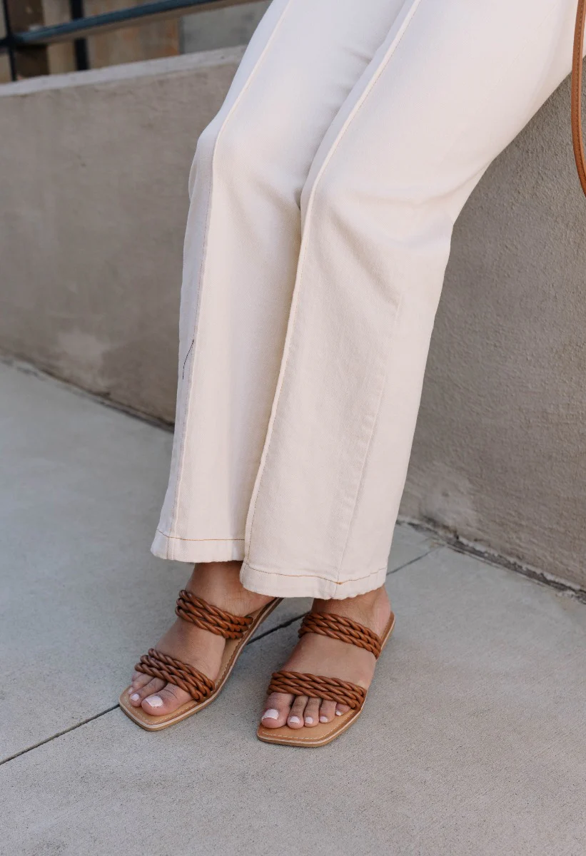 Beach by Matisse Amalia Flat Sandal in Tan - Image 7