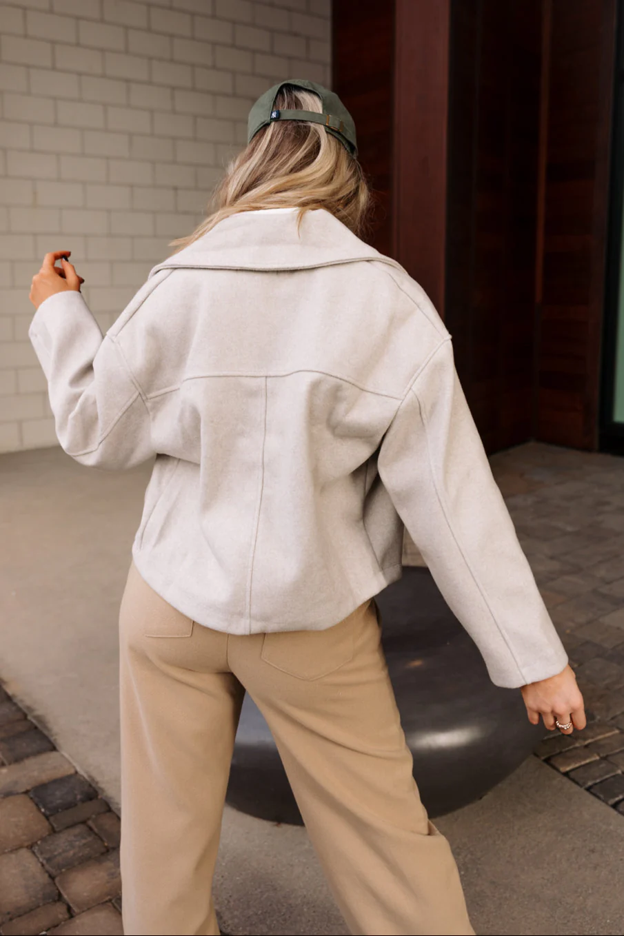 Amara Cropped Button-Up Oatmeal Jacket - Image 4