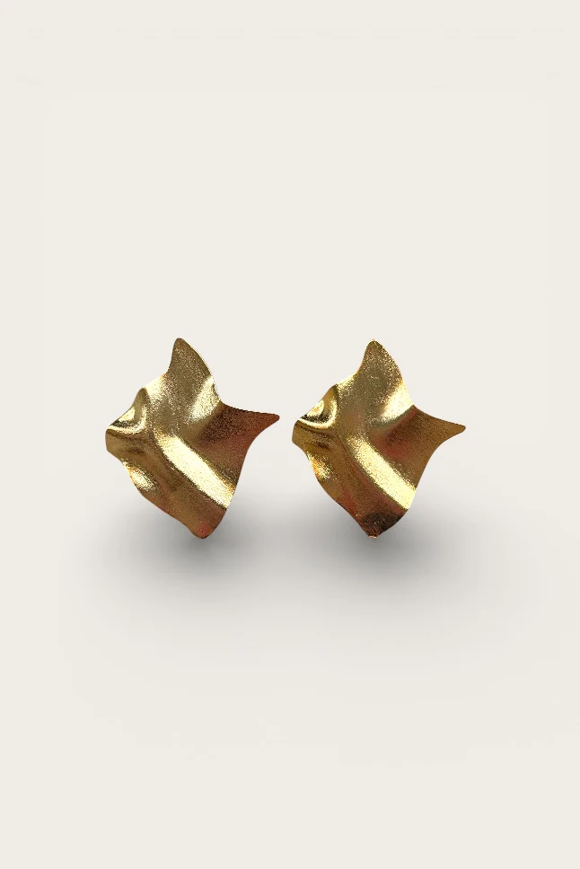 Amara Gold Brushed Hammered Stud Earring - Image 2