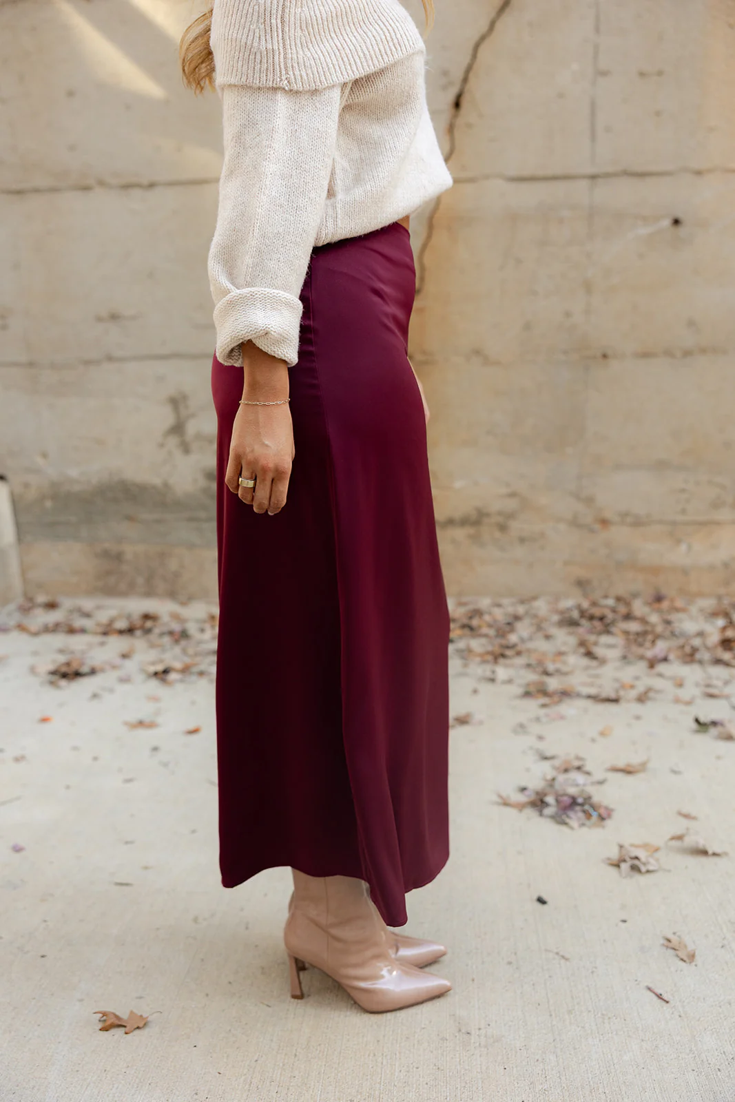 Ana Burgundy Satin Midi Skirt - Image 3
