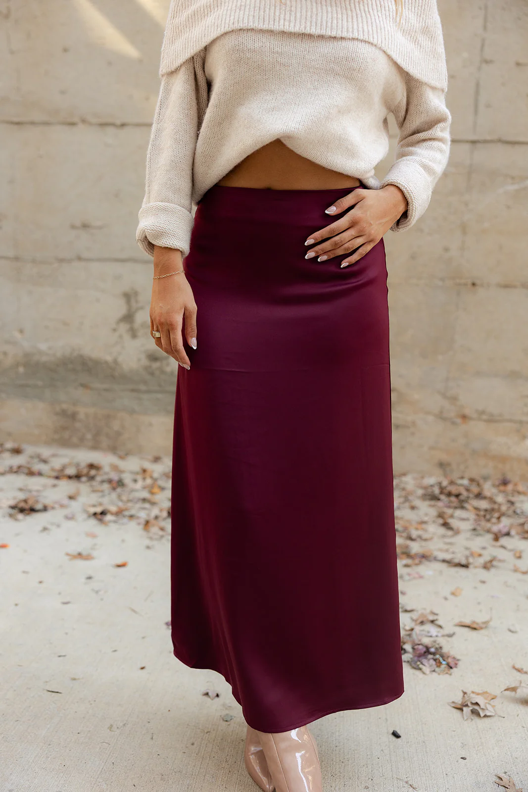Ana Burgundy Satin Midi Skirt - Image 5