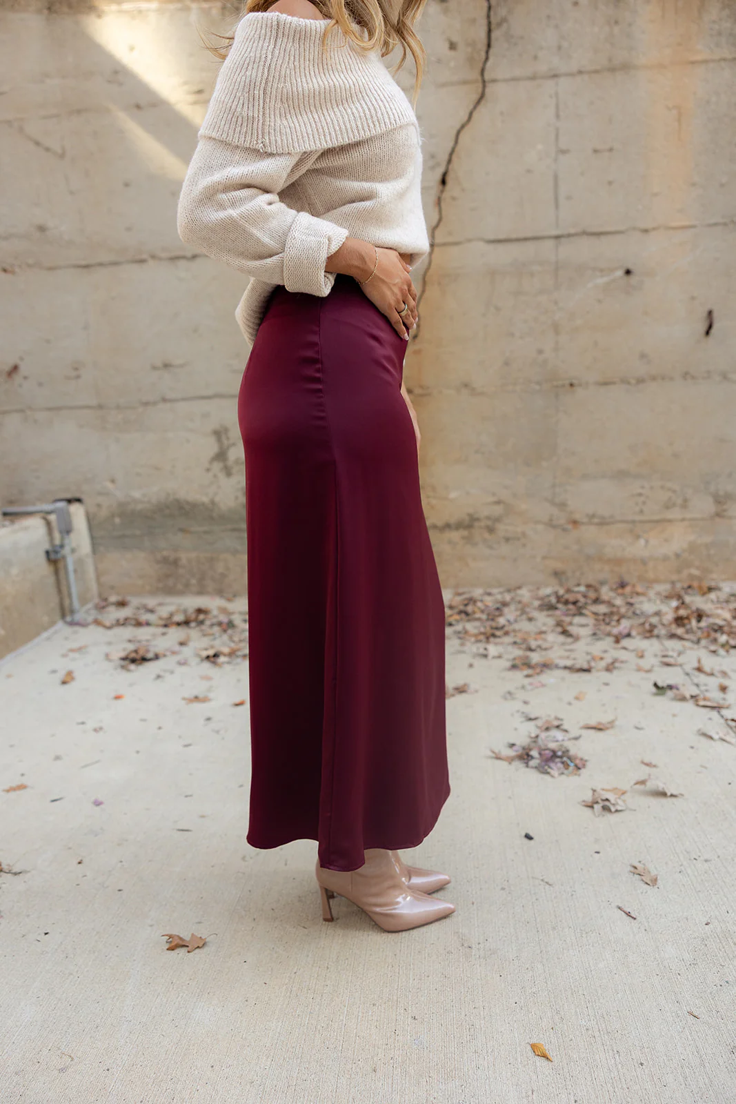 Ana Burgundy Satin Midi Skirt - Image 6