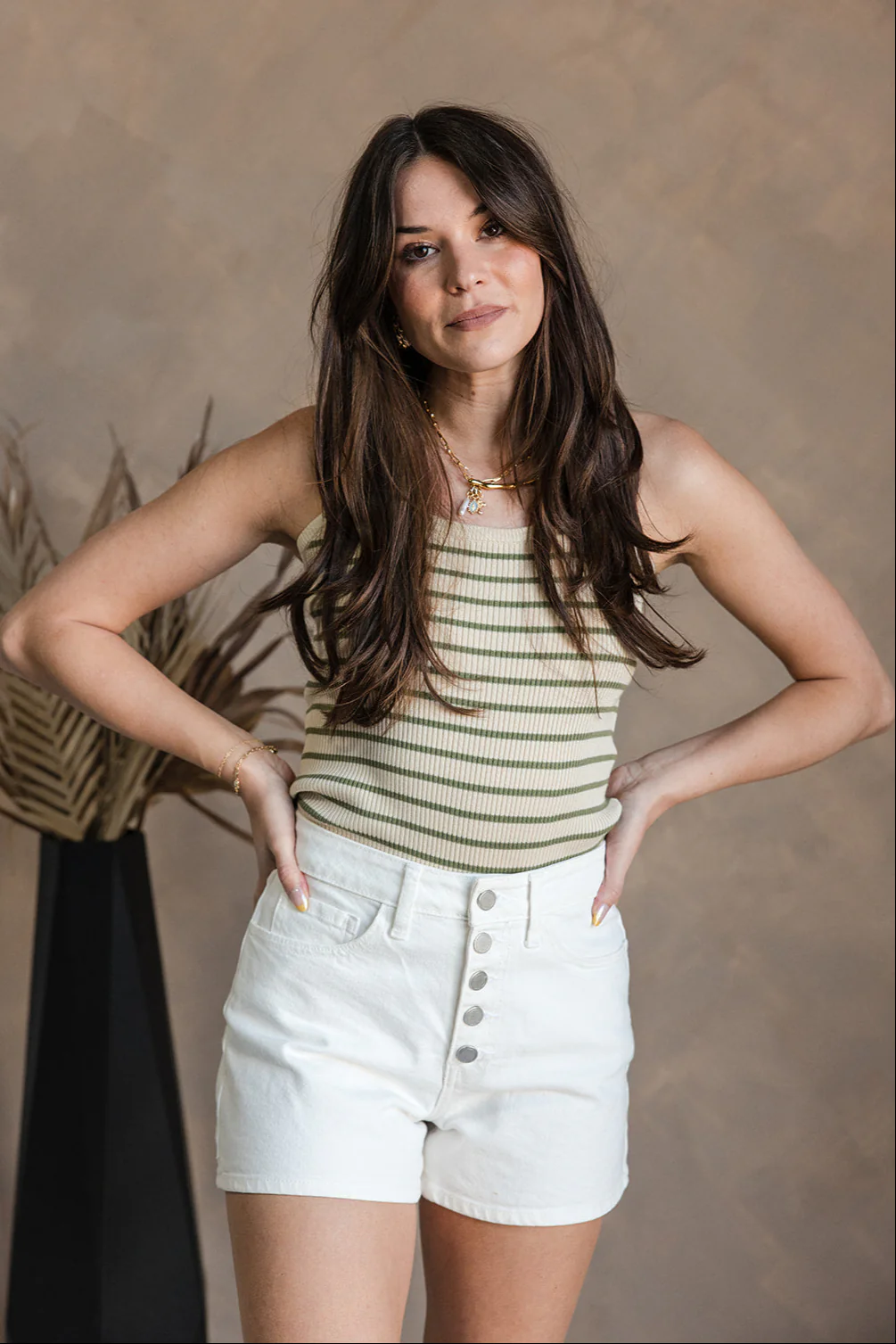 JBD Andi White Denim Button Front Shorts - Image 3
