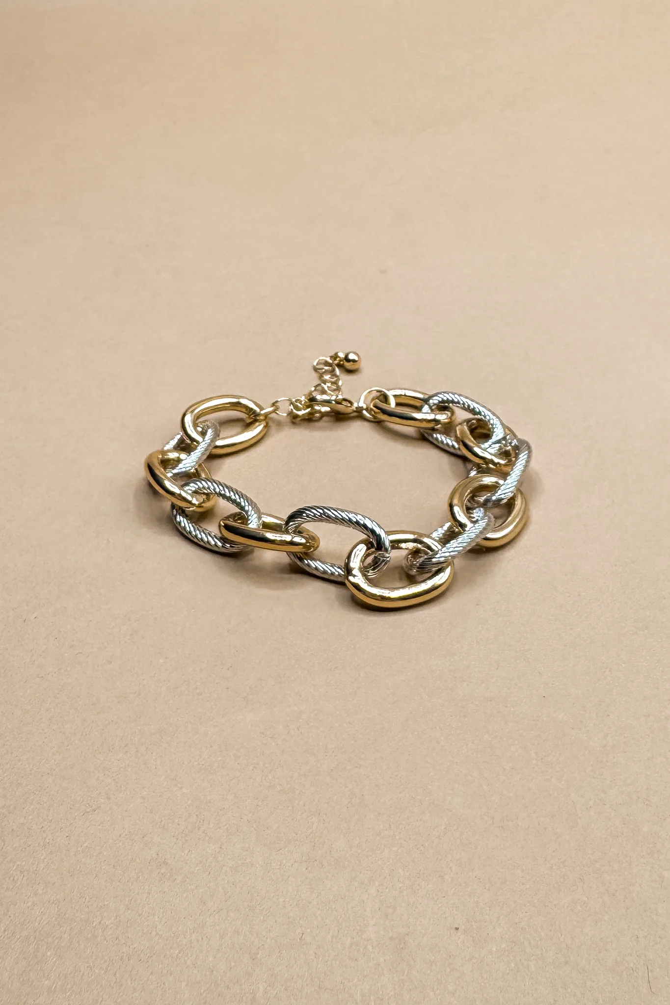 Angela Gold & Silver Ribbed Chain Bracelet - Image 2