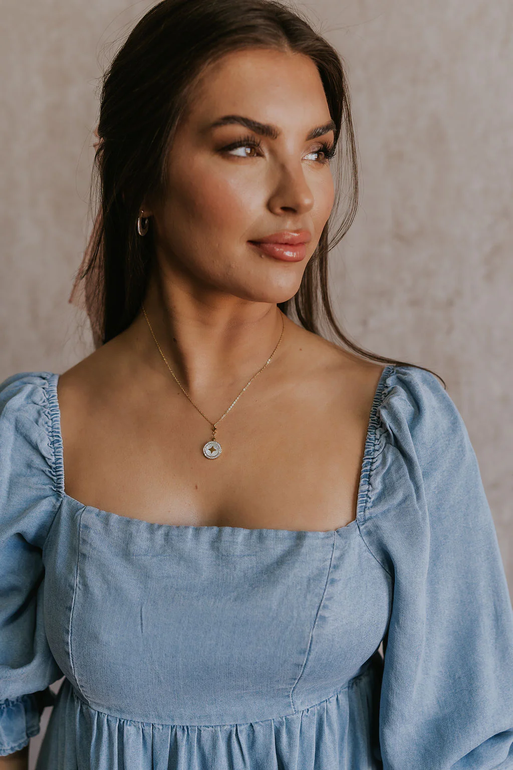 Angelica White & Gold Star Medallion Necklace