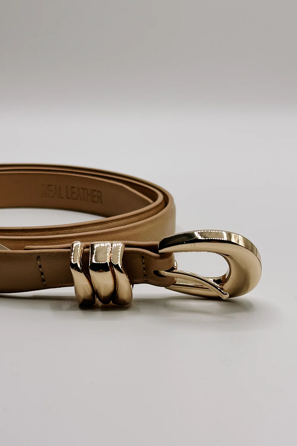 Angelina Skinny Leather Belt - Image 3