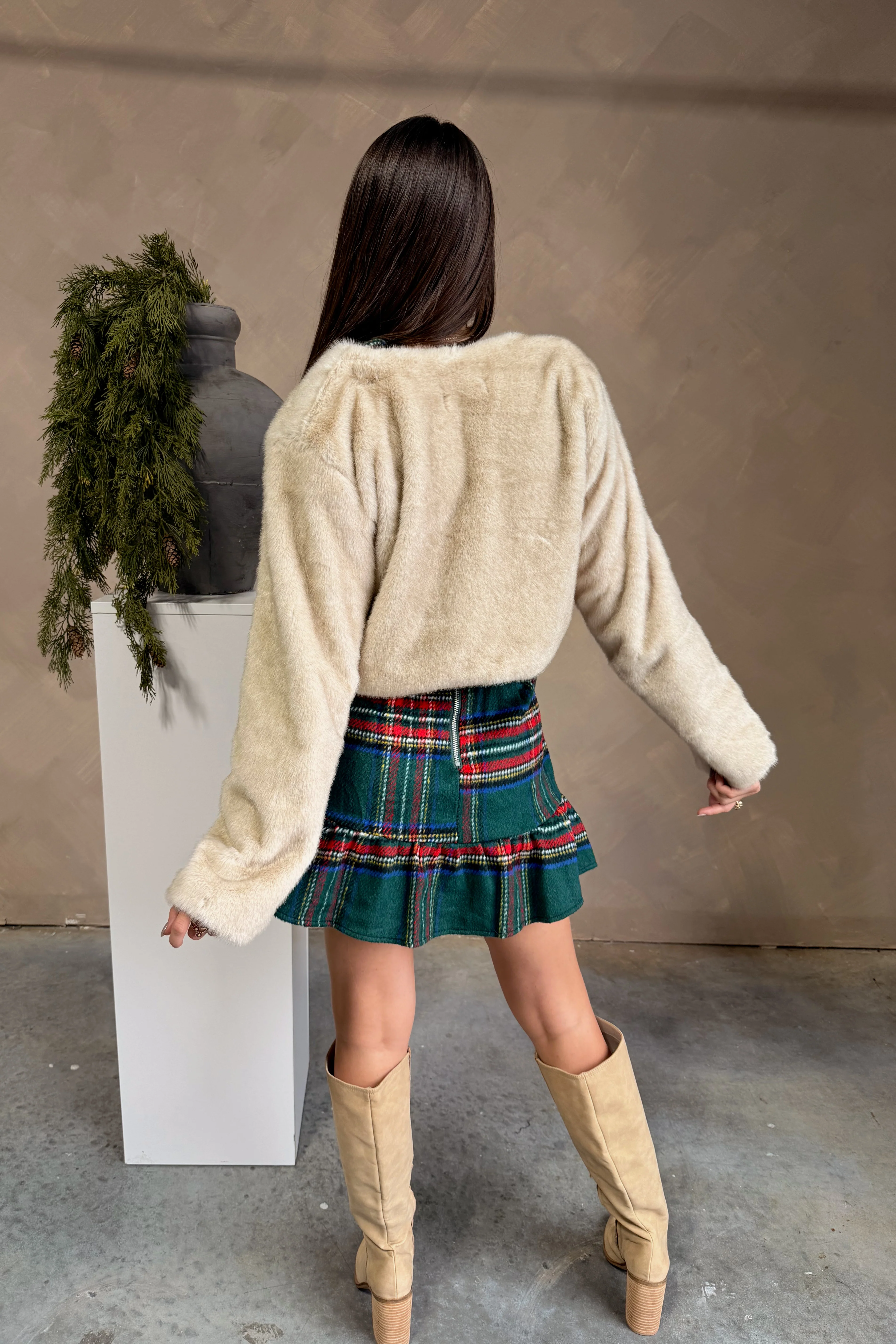 Arabella Ivory Faux Fur Cropped Jacket - Image 7