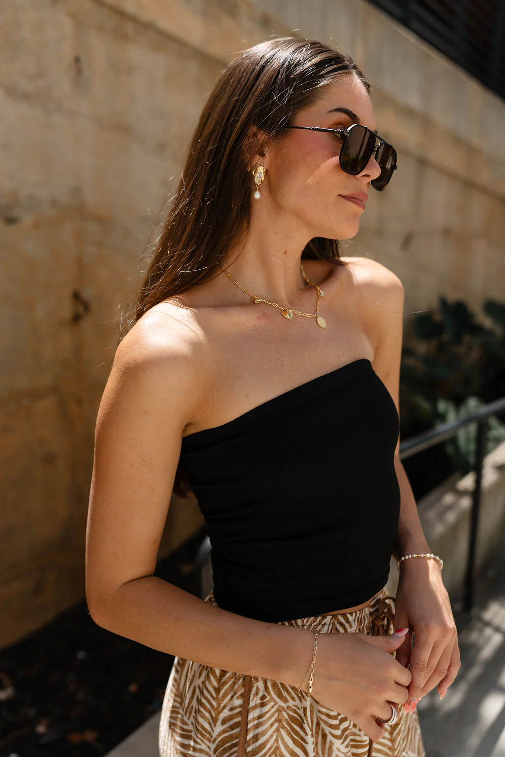 Ariana Black Strapless Tube Top - Image 3