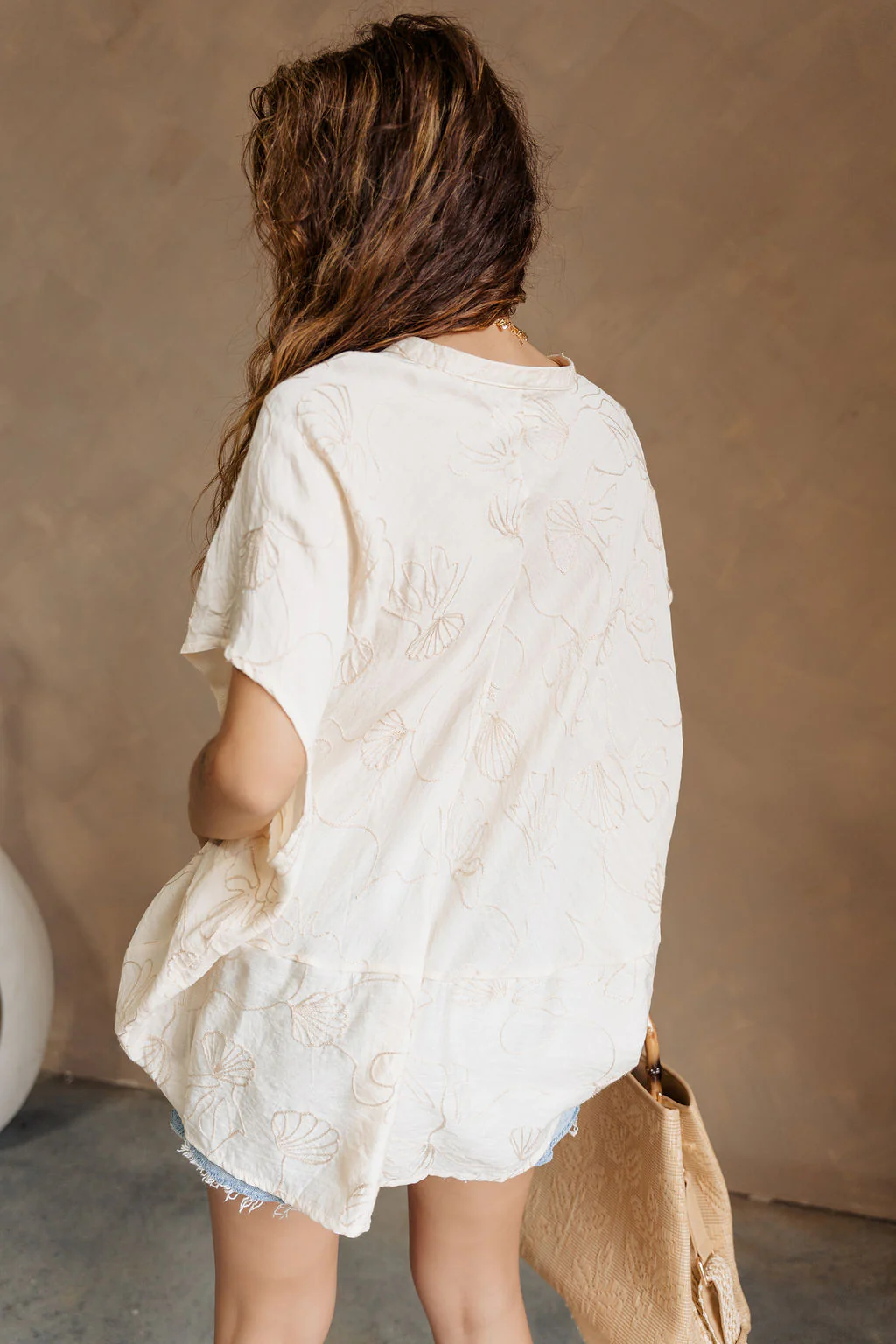 Arya Cream Stitch Seashell Short Sleeve Top - Image 4