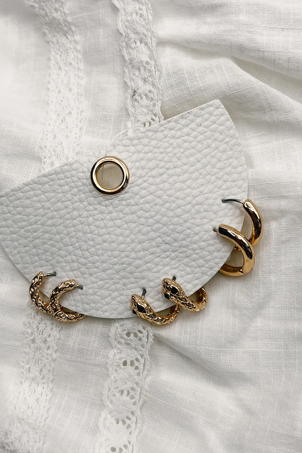 Arya Gold & Black Hoop Earring Set - Image 2
