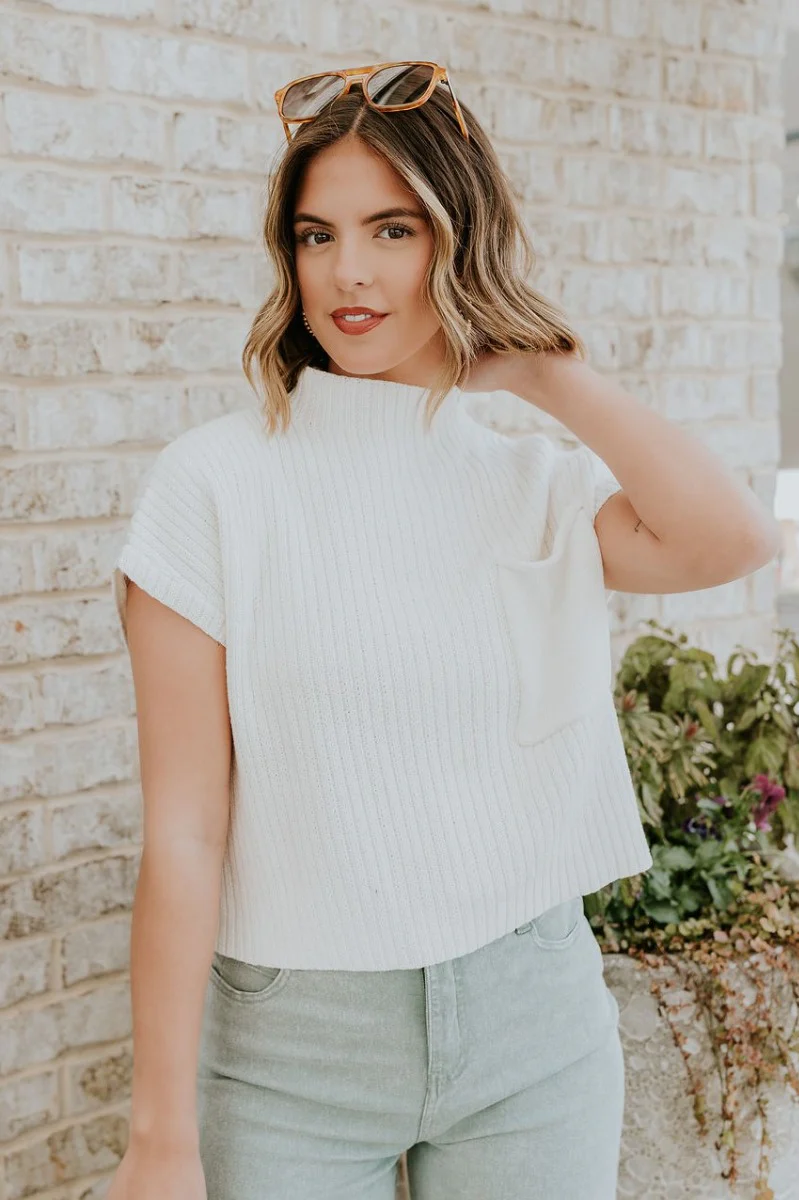Aubrielle White Sleeveless Sweater - Image 3