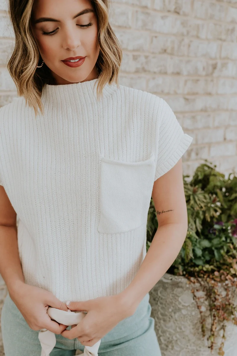 Aubrielle White Sleeveless Sweater - Image 4