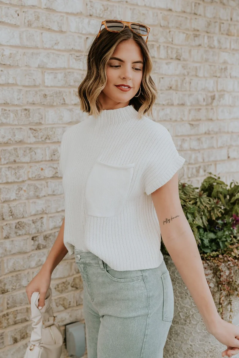 Aubrielle White Sleeveless Sweater - Image 6