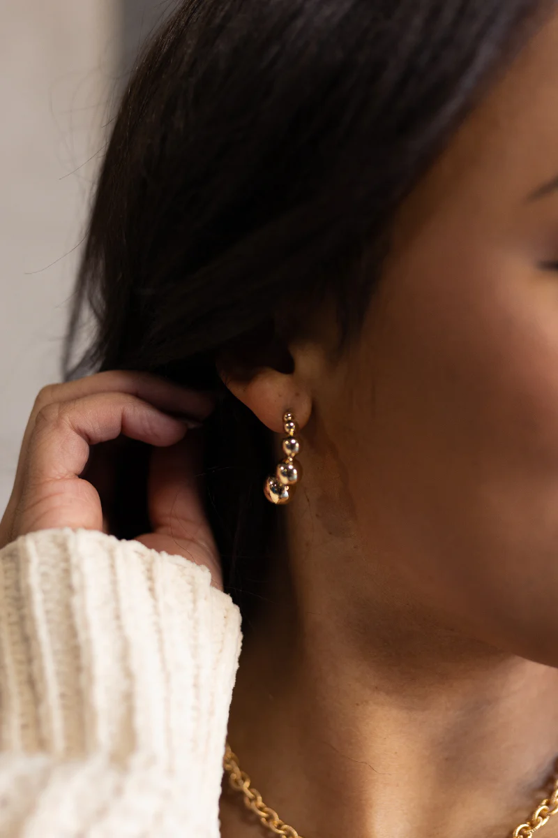 Aurora Gold Bead Scooped Earring - Image 2