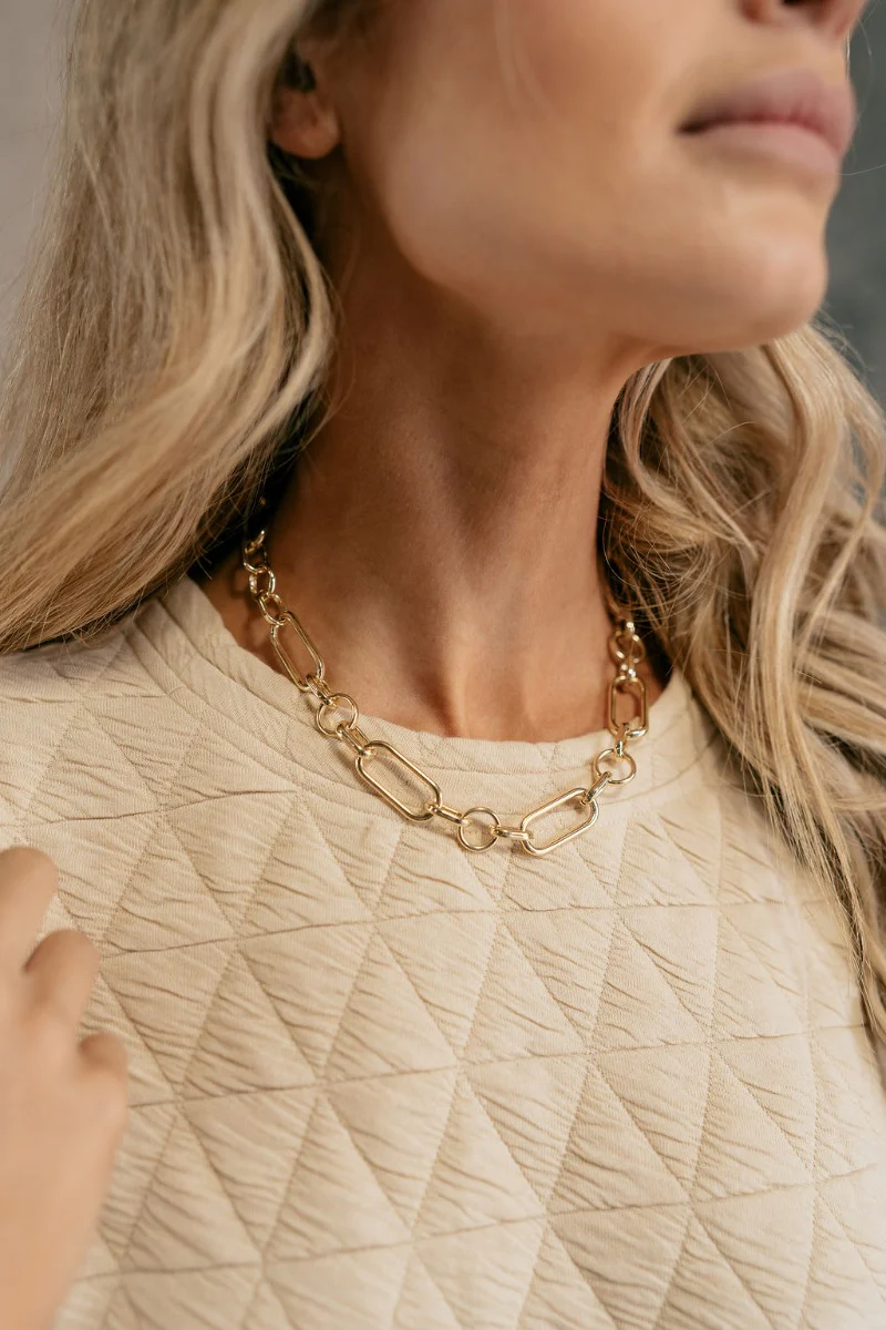 Aurora Gold Chain Link Necklace