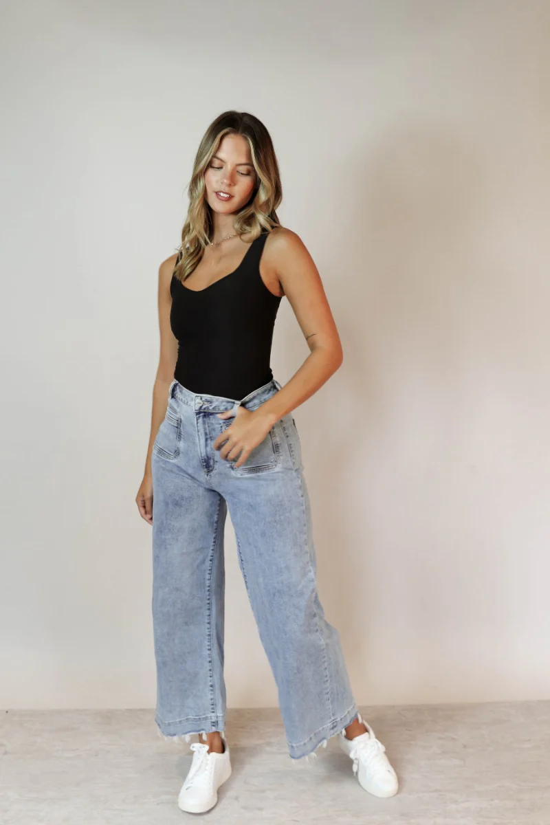 Avery Black Sleeveless Bodysuit - Image 4