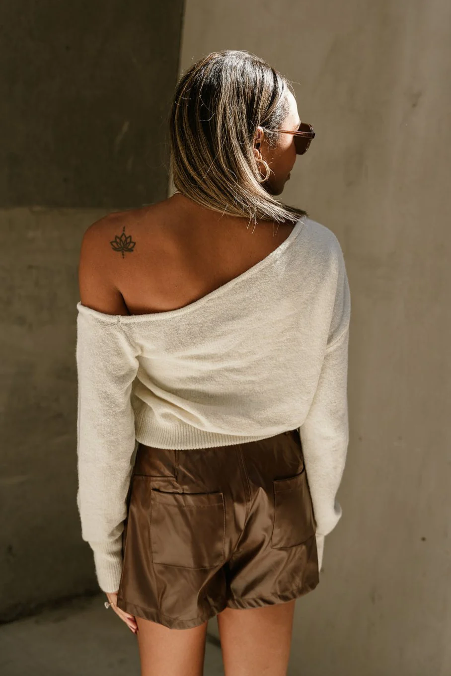 Baylor Off-The-Shoulder Sweater - Image 5