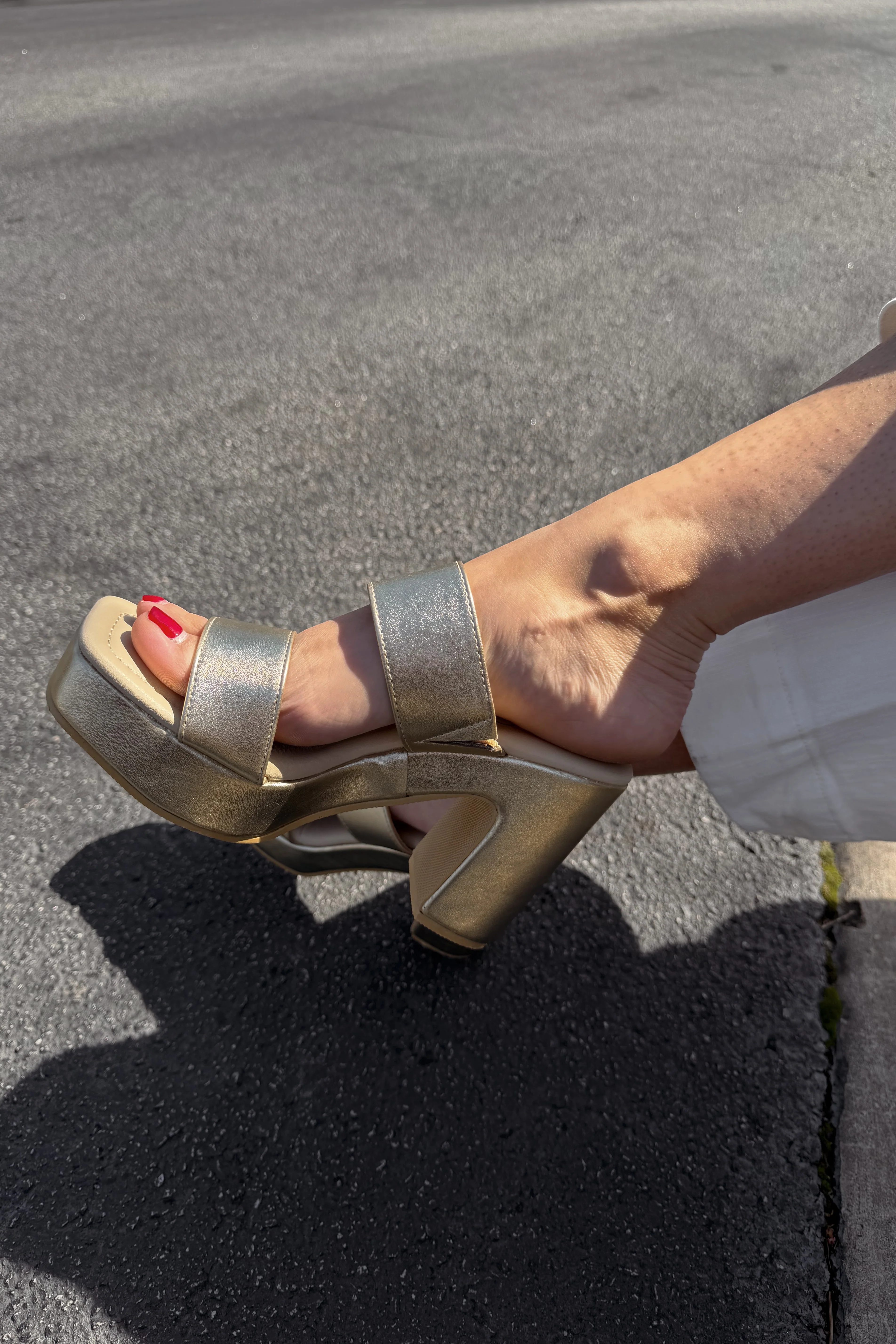 Beach by Matisse Gem Gold Heeled Sandal - Image 3
