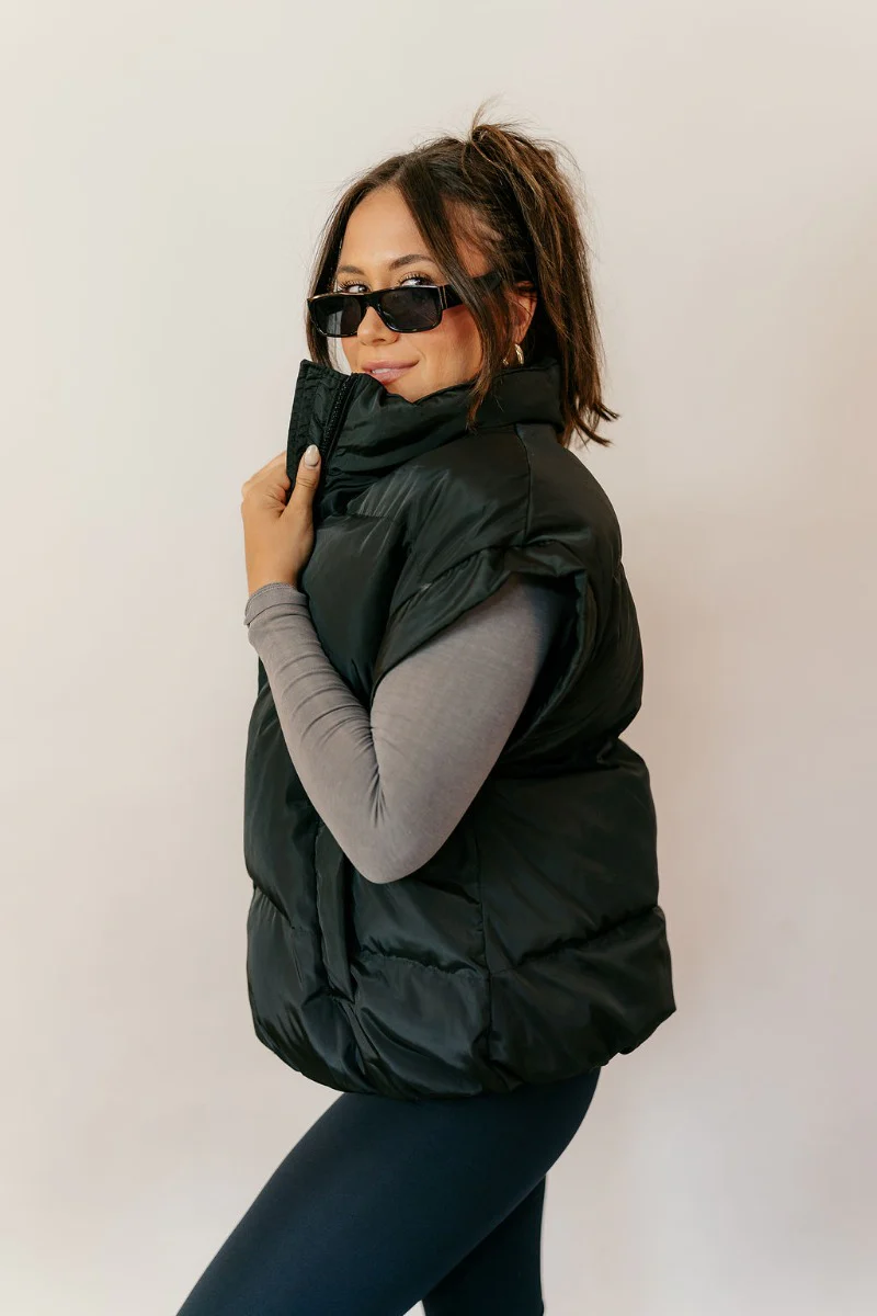 Big Sky Black Oversized Puffer Vest - Image 5