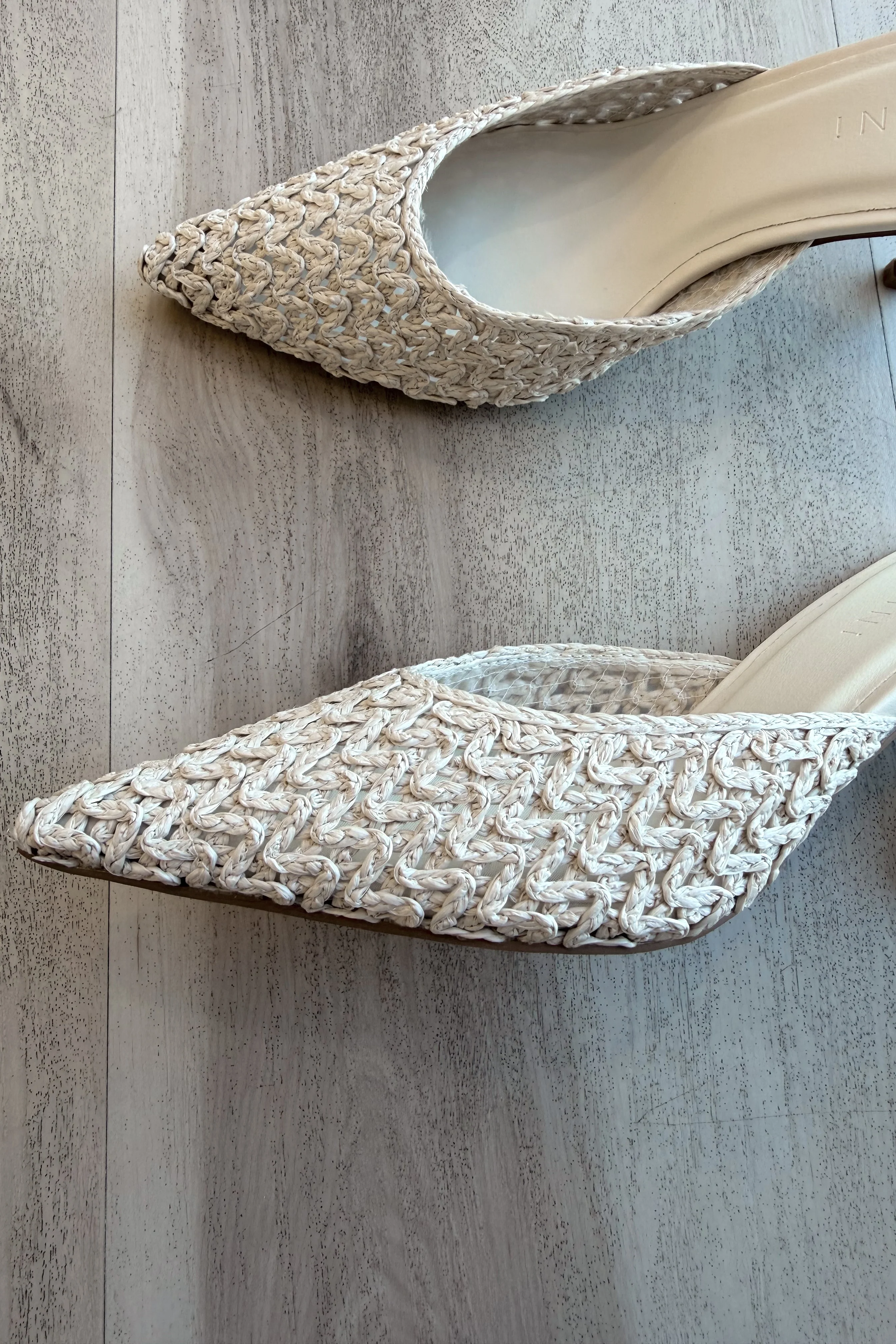 Billini Garnette Cream Pointed Toe Heel - Image 3