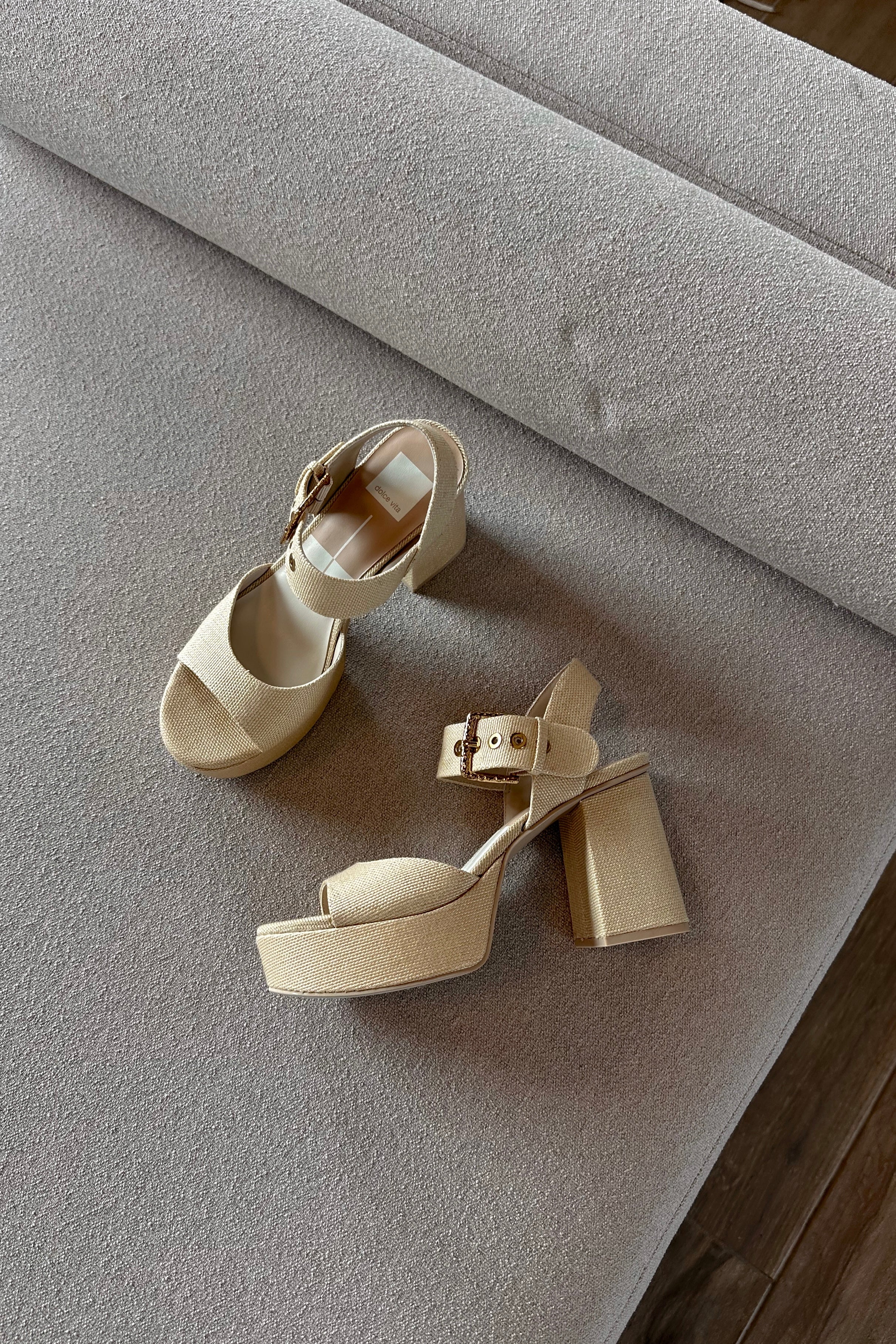 Bobby Heel in Natural - Image 2