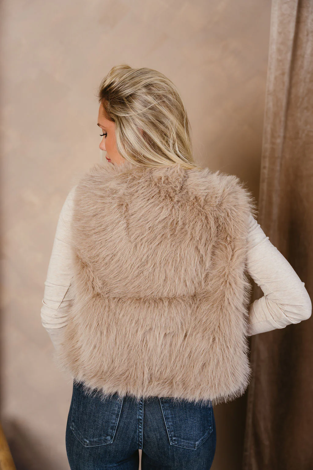 Cadie Taupe Faux Fur Vest - Image 12