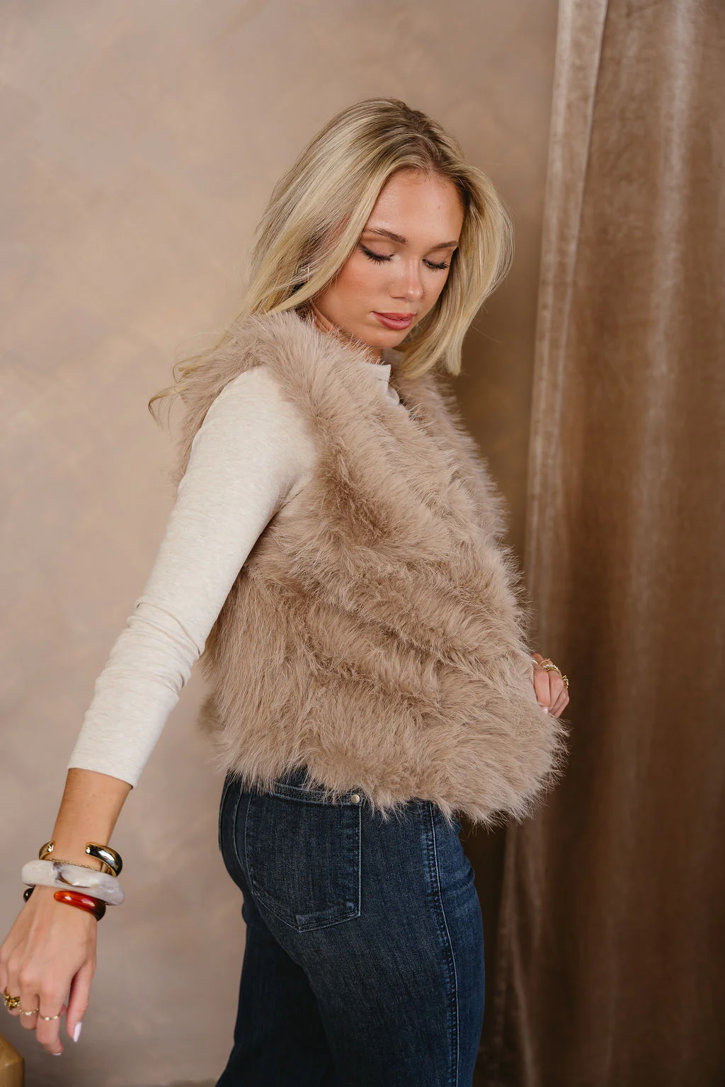 Cadie Taupe Faux Fur Vest - Image 8