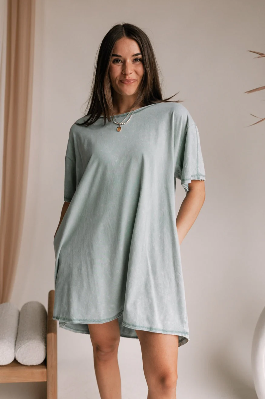 Caitlyn Short Sleeve T-Shirt Dress - Image 7