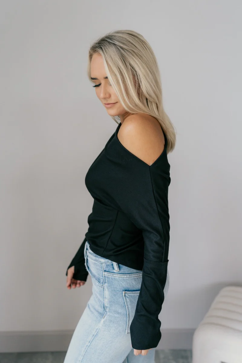 Camille Black Off-The-Shoulder Top - Image 5