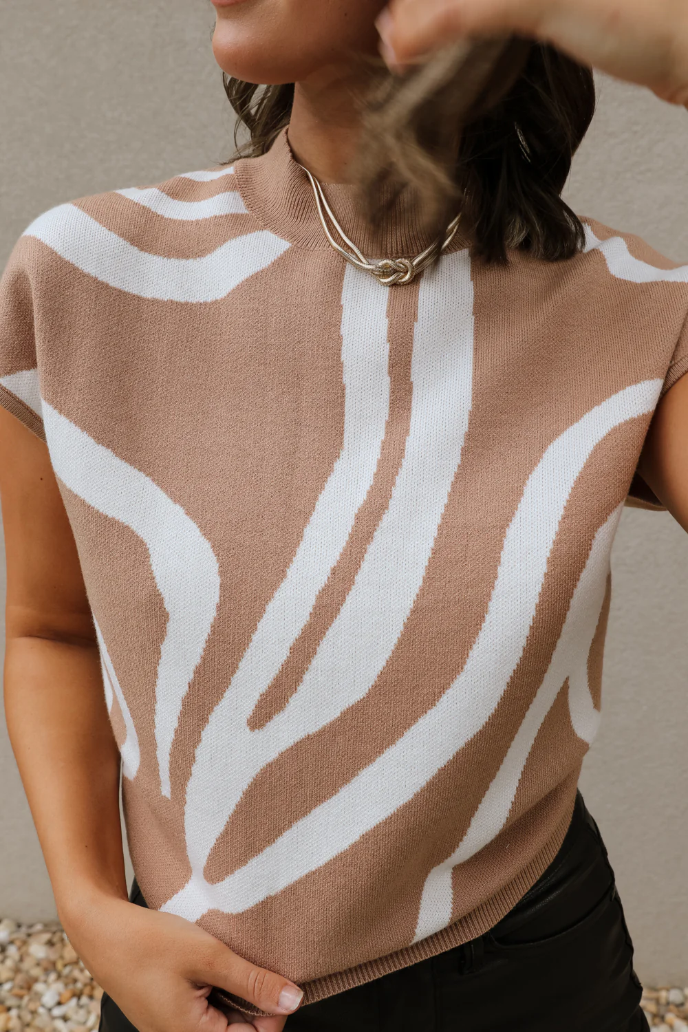 Carinna Mocha & White Swirl Sweater - Image 2