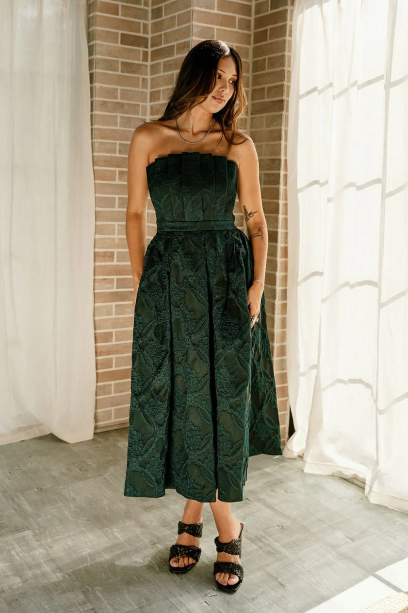 Carmen Green Embroidered Midi Dress - Image 5