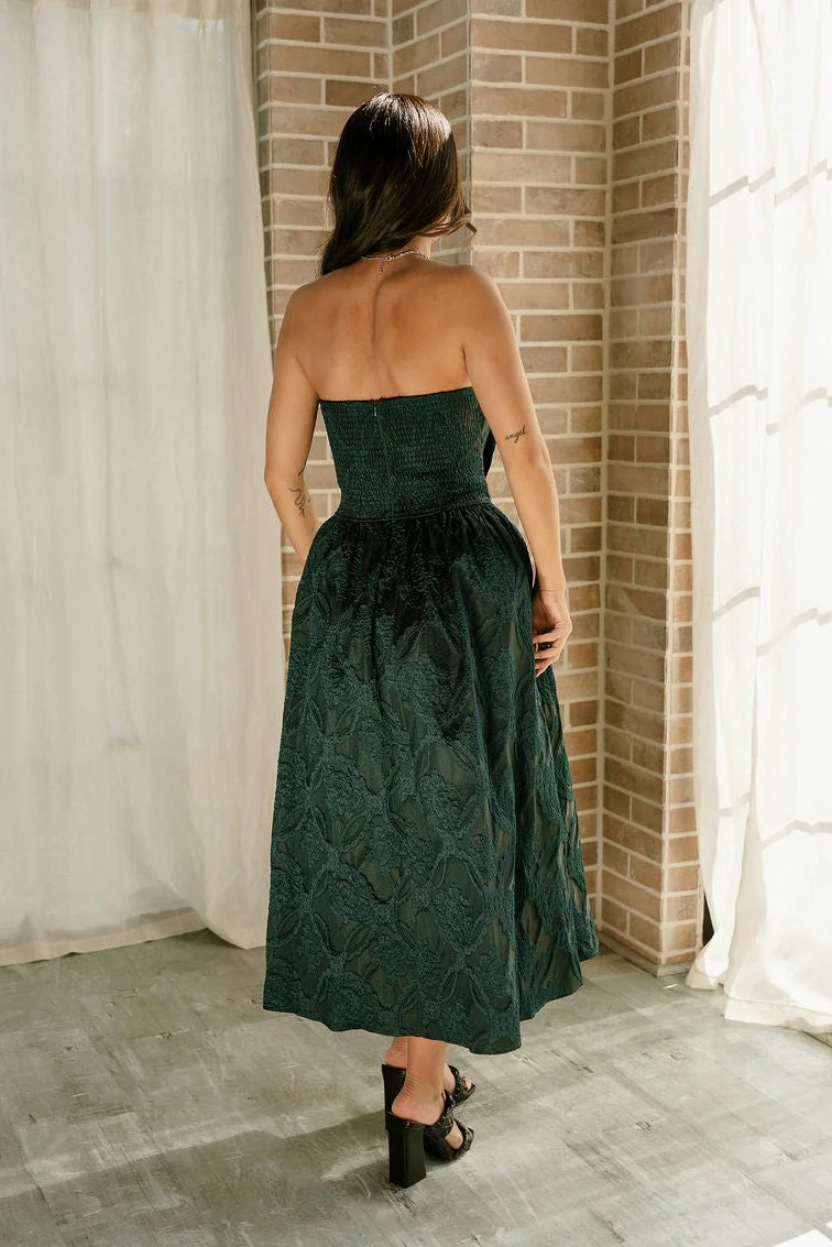 Carmen Green Embroidered Midi Dress - Image 9