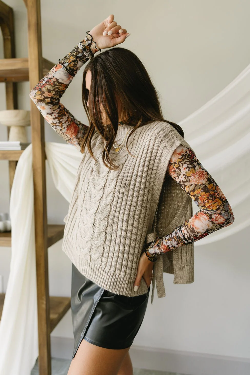 Carrie Sleeveless Sweater Poncho - Image 3