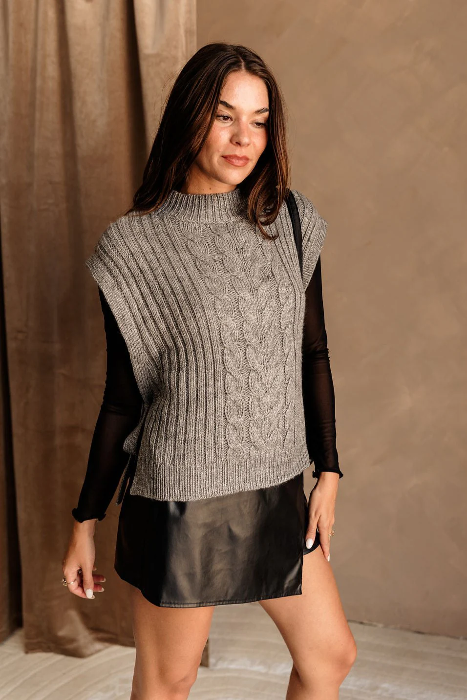 Carrie Sleeveless Sweater Poncho - Image 9