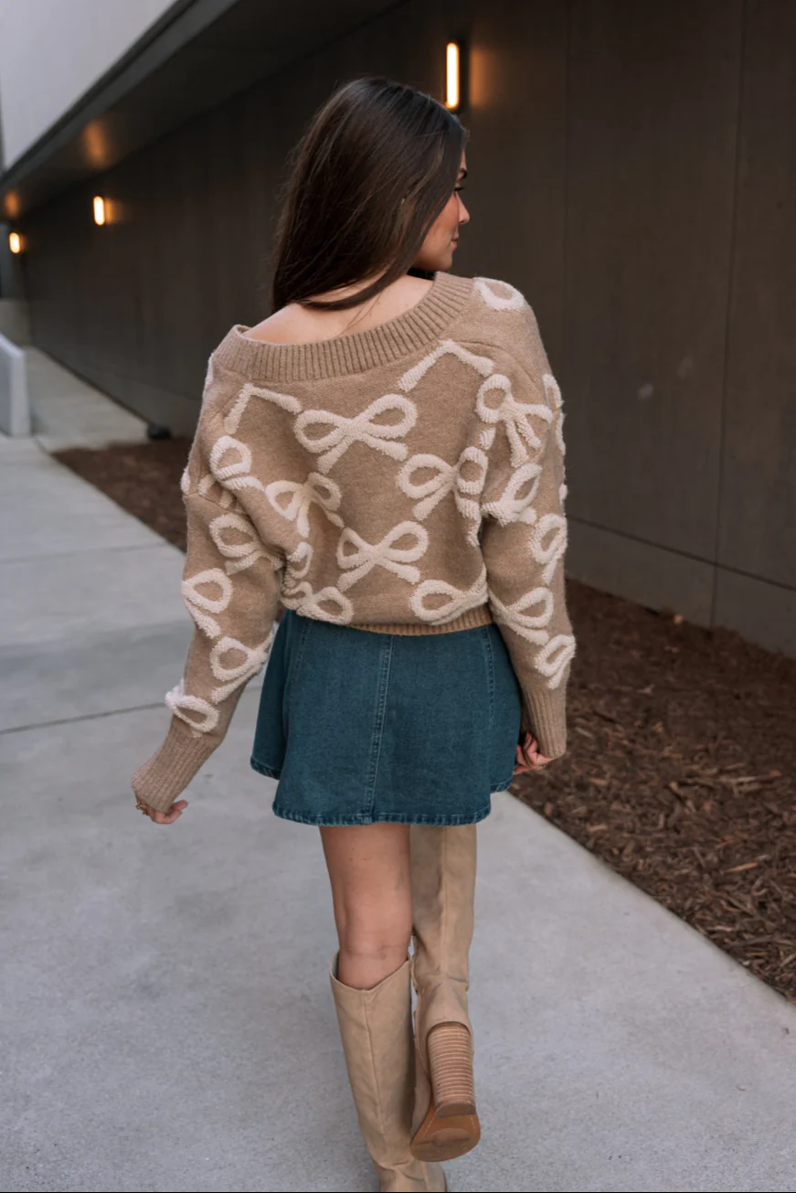 Carter Taupe & Cream Bows Knit Cardigan - Image 6