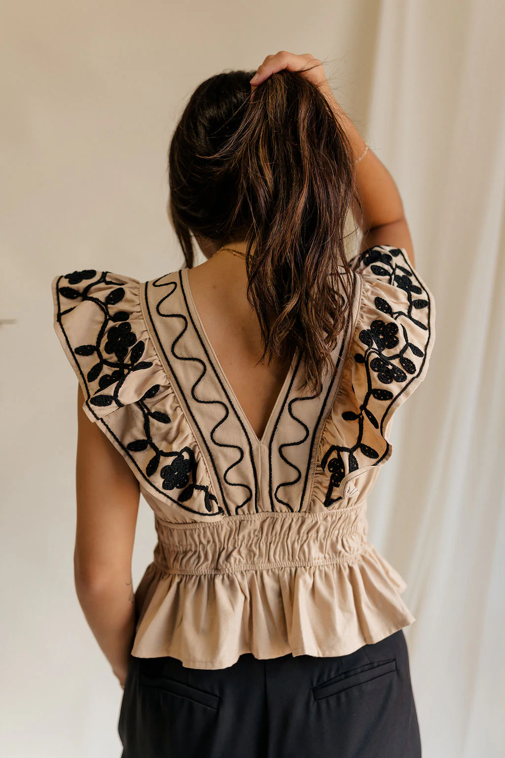 Celeste Black & Sand Floral Ruffle Tank - Image 4